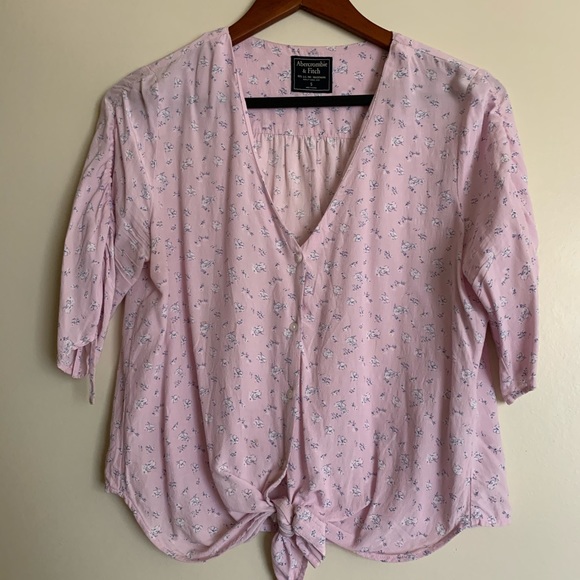 Soft pink Abercrombie blouse - Picture 1 of 4